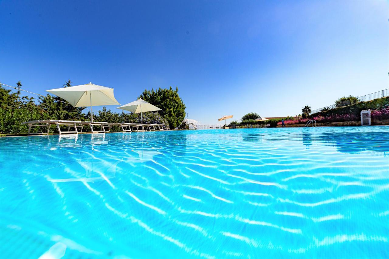 Babai Village Resort Marina di Gairo Luaran gambar
